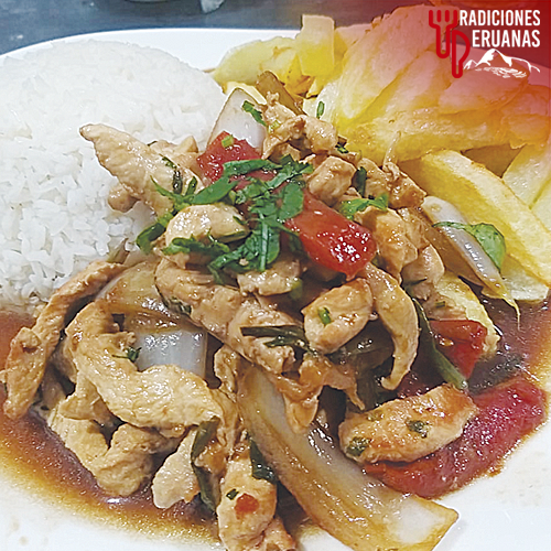 pollo_saltado